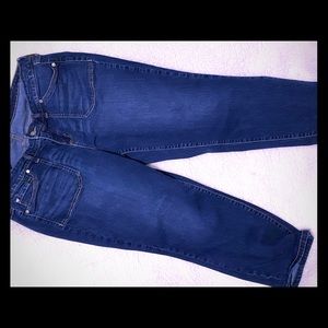 Torrid blue stonewashed capris